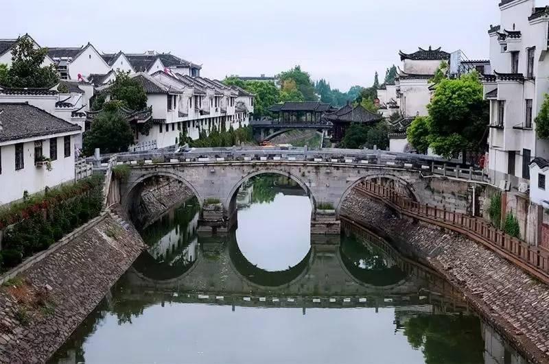 艾玛的时尚装